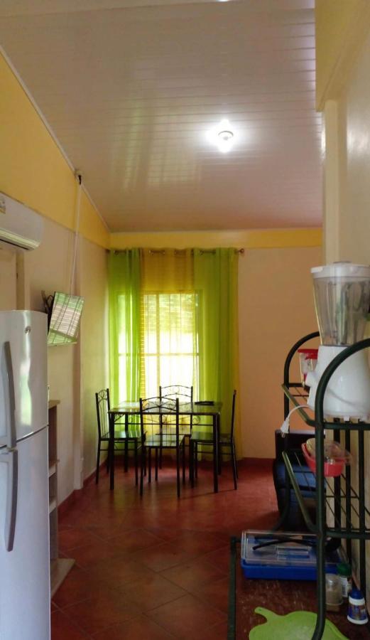 Casita El Sonido De Las Aves อูวีตา ภายนอก รูปภาพ